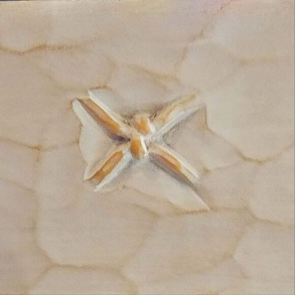 2003 #WillowTree #Friendship Sculpted Hand-Painted Keepsake Box 3" x 3" #DEMDACO - Picture 4 of 8